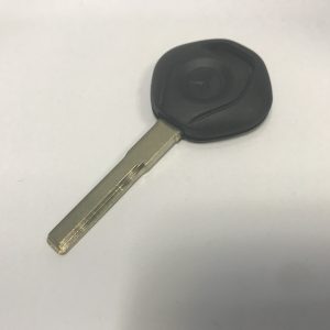Mercedes Transponder key shell. HU64